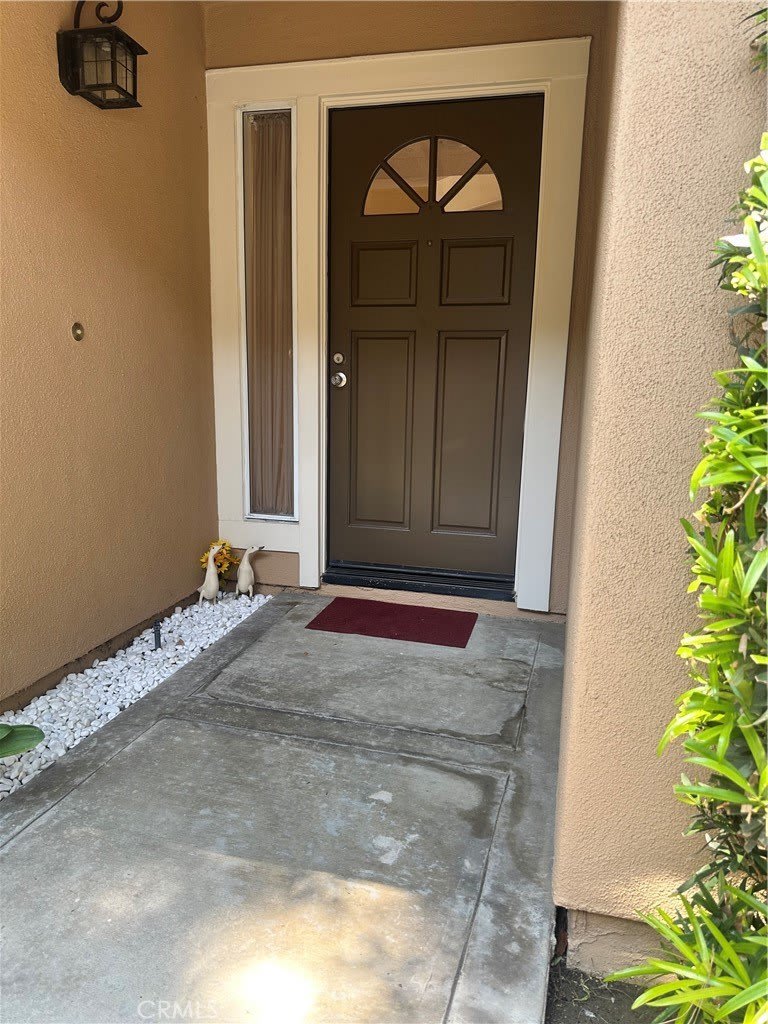 8090 E Goldenrod Lane