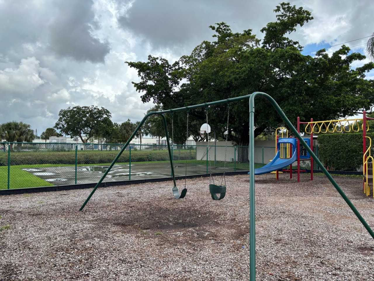 9121 W SUNRISE BLVD PLANTATION, FL 33322