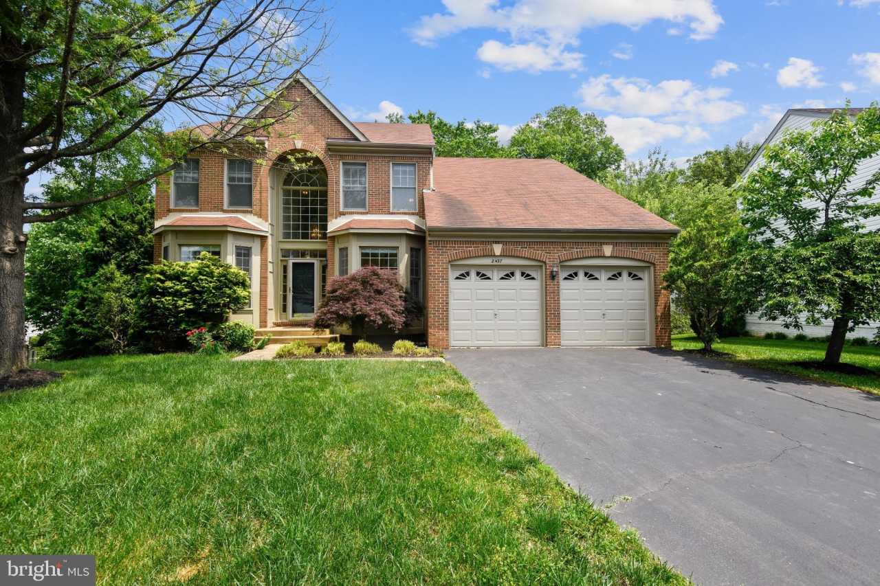 2437 DAKOTA LAKES Drive