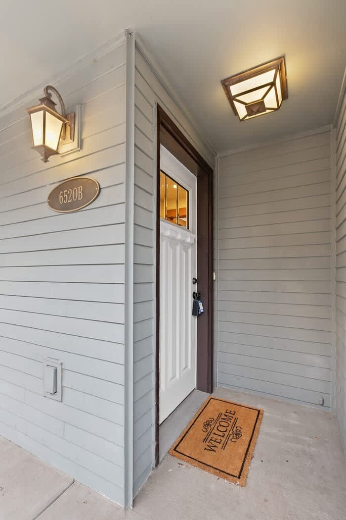 6520 34th Avenue Southwest