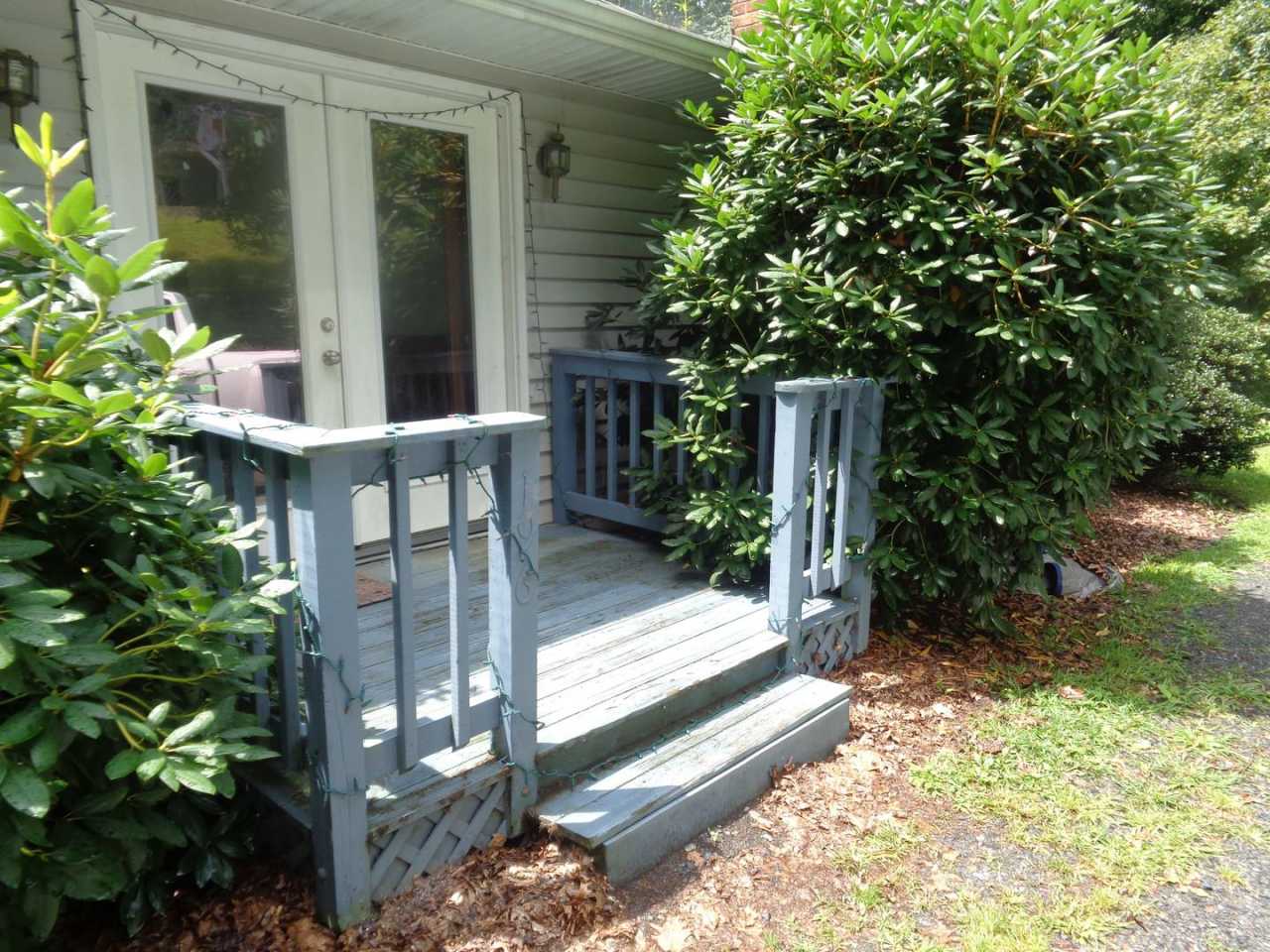 196 Clyde Williams Road