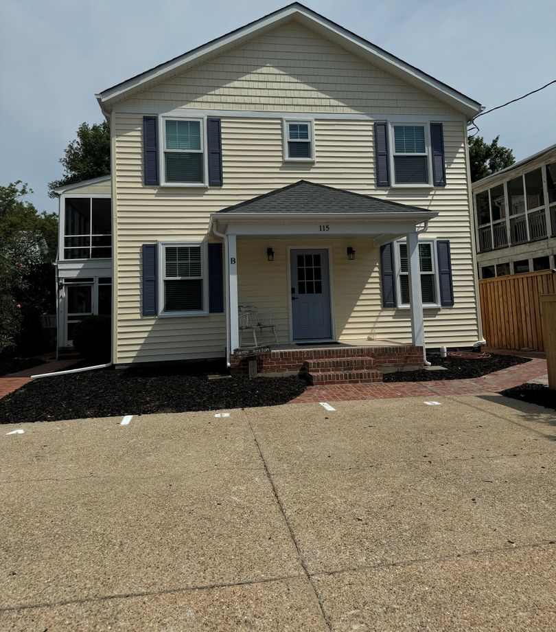 Furnished Seasonal Beach Rental Cottage - Steps to Ocean!