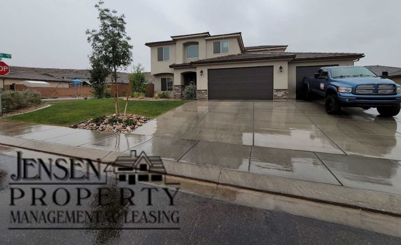 6 Bedroom, 3.5 Bath, 3 Car Garage in the Desired Little Valley Community.