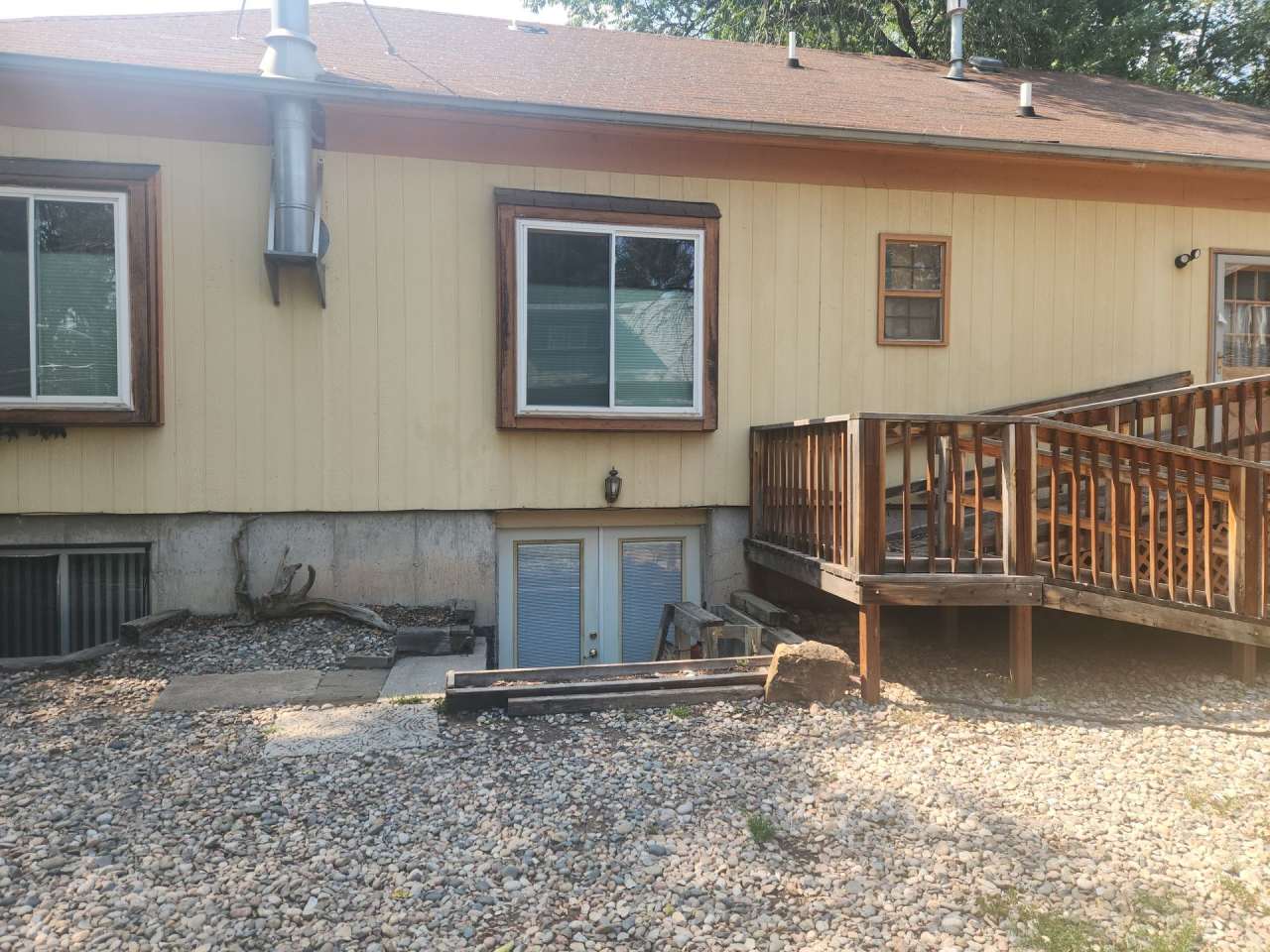 2 Bed Lower-Level unit in Old Colorado City!