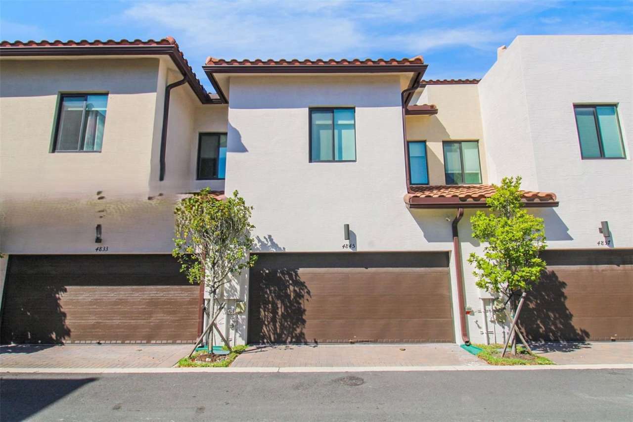 4845 Northwest 83rd Parkway