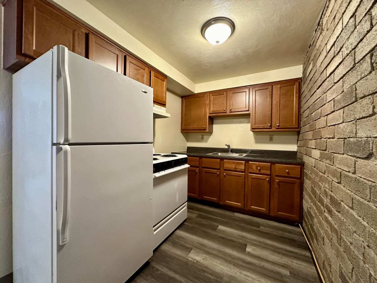 Awesome One Bedroom Apartment! Exposed Brick and Air Conditioning! Call Today!