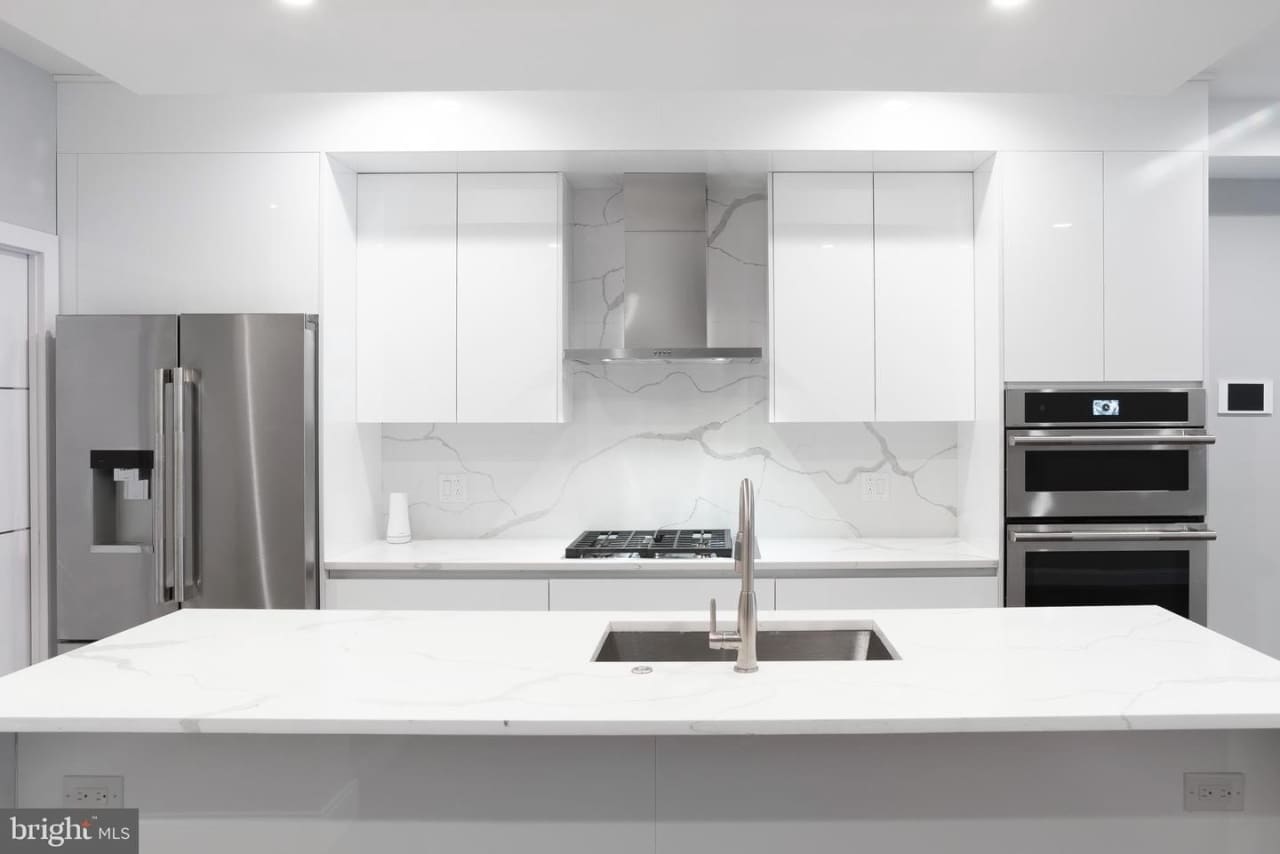 1516 CAMBRIDGE ST #1