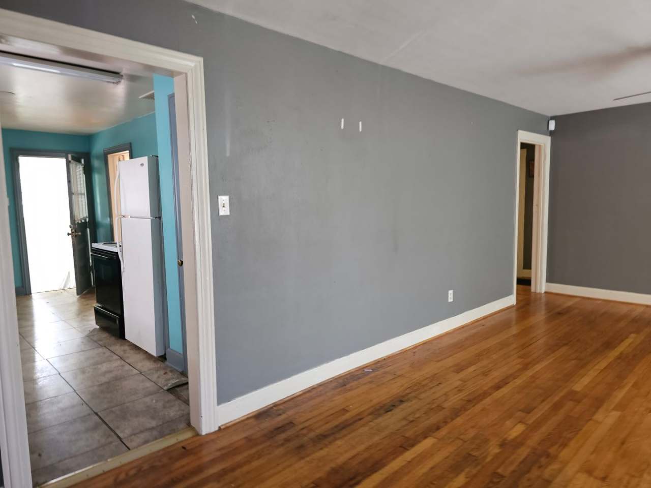 327 18th St. (Forest Lake)