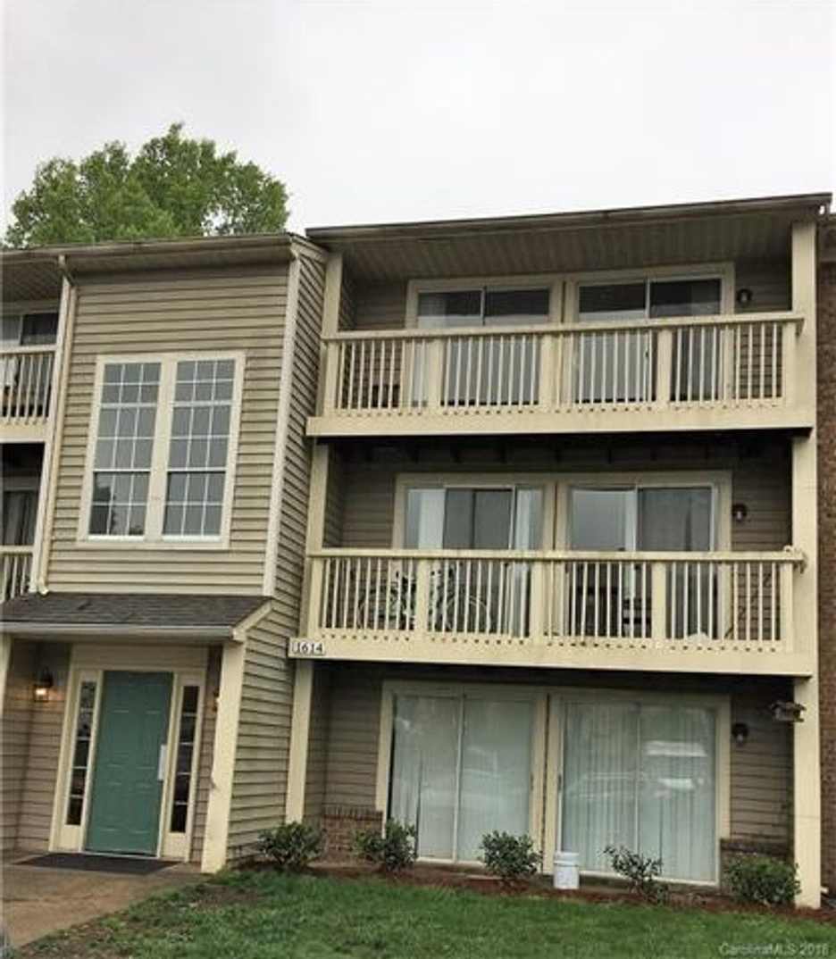 Beautiful 3 Bedroom 2 Bath Condo in Charlotte, NC Available for Rent