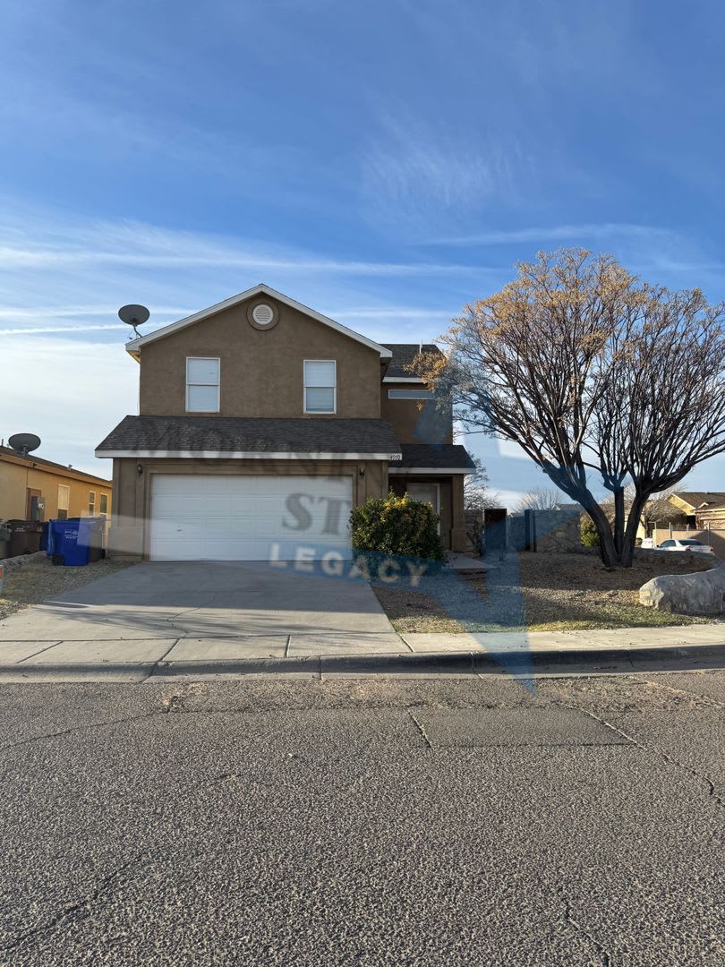Large 4 Bedroom, 2.5 Bath Home - Corner Lot!