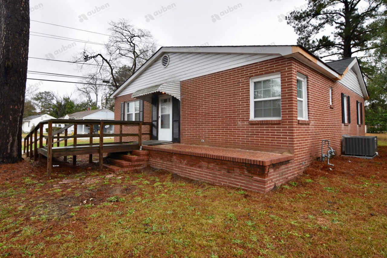 Spacious 4 Bedroom, 2 Bath Single-Family Home on Jackson Road, West Augusta - $1,600