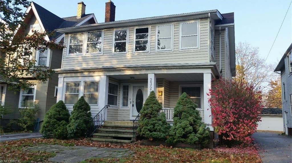 2320 Grandview AvenueUpper