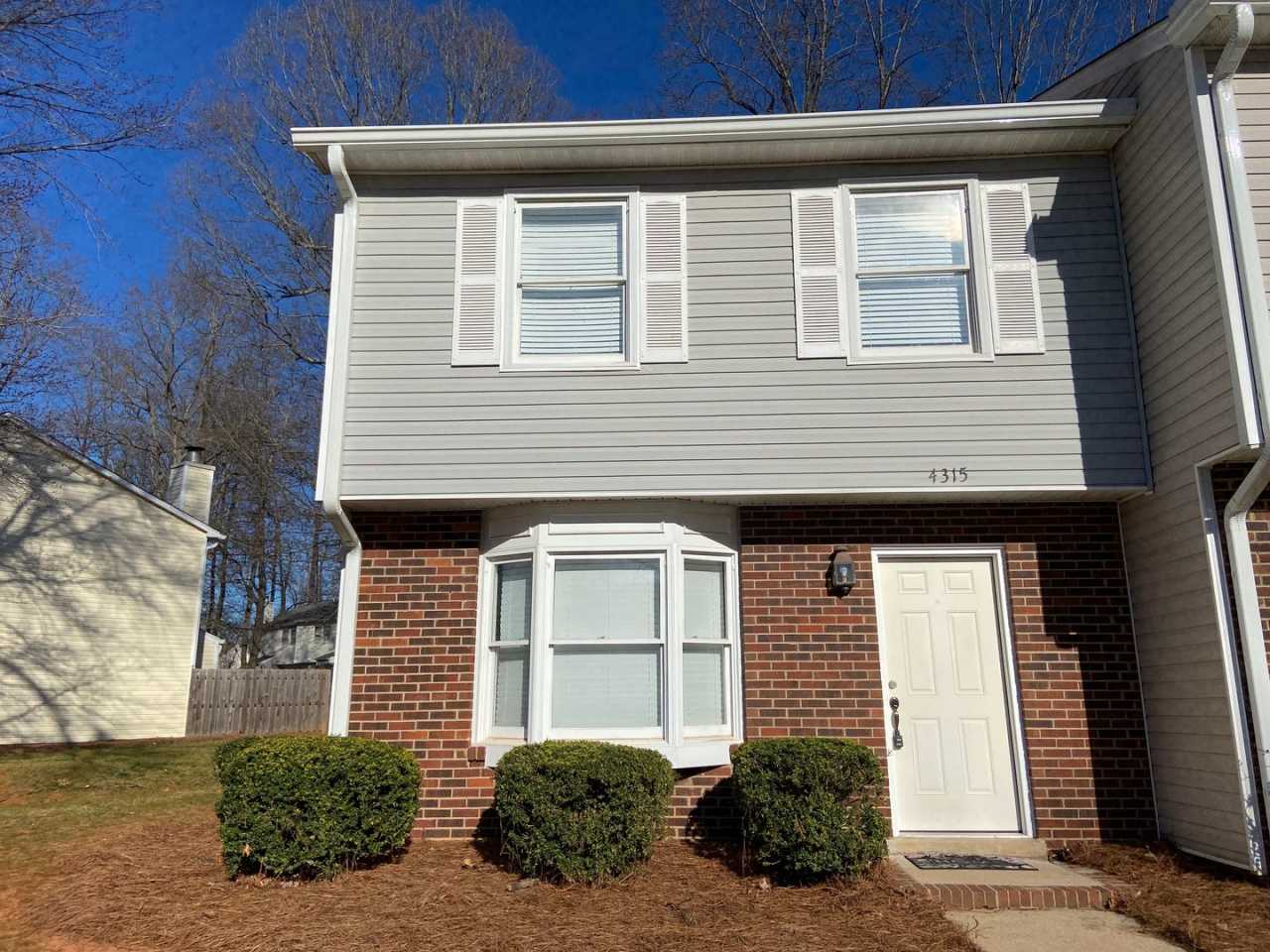 3 Bedroom, 2.5 Bathroom Townhouse in Greensboro, NC!