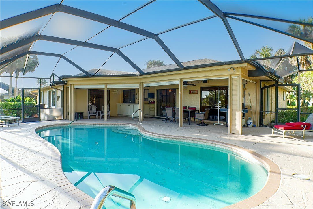 9957 treasure cay Lane