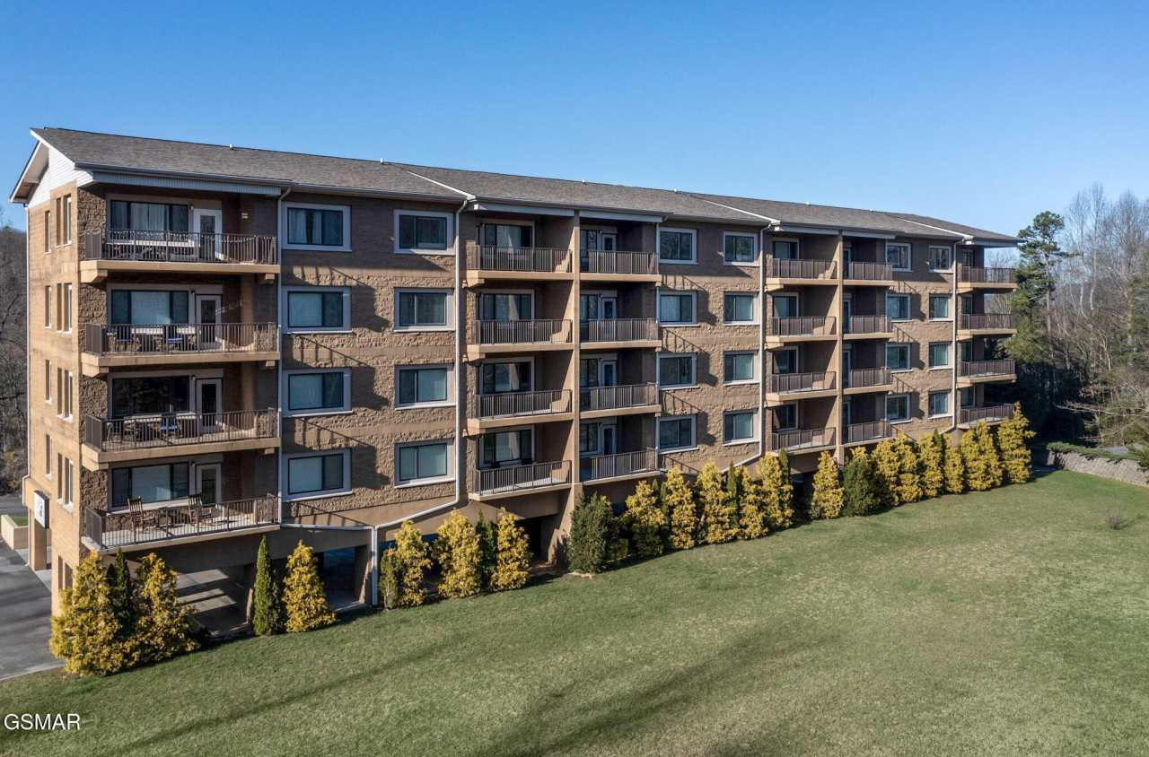 523 Gatlin Drive unit: 124