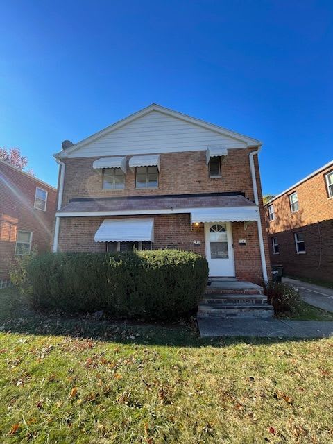 422 East 222nd Street