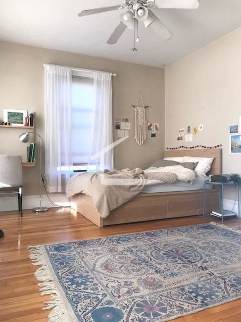 1093 Boylston St #45 Boston MA 02115