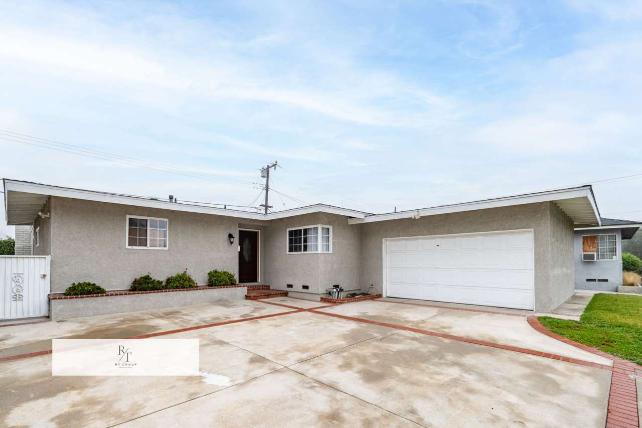 Bright  Spacious Single-Story 4-Bedroom Home in La Mirada – Open Layout