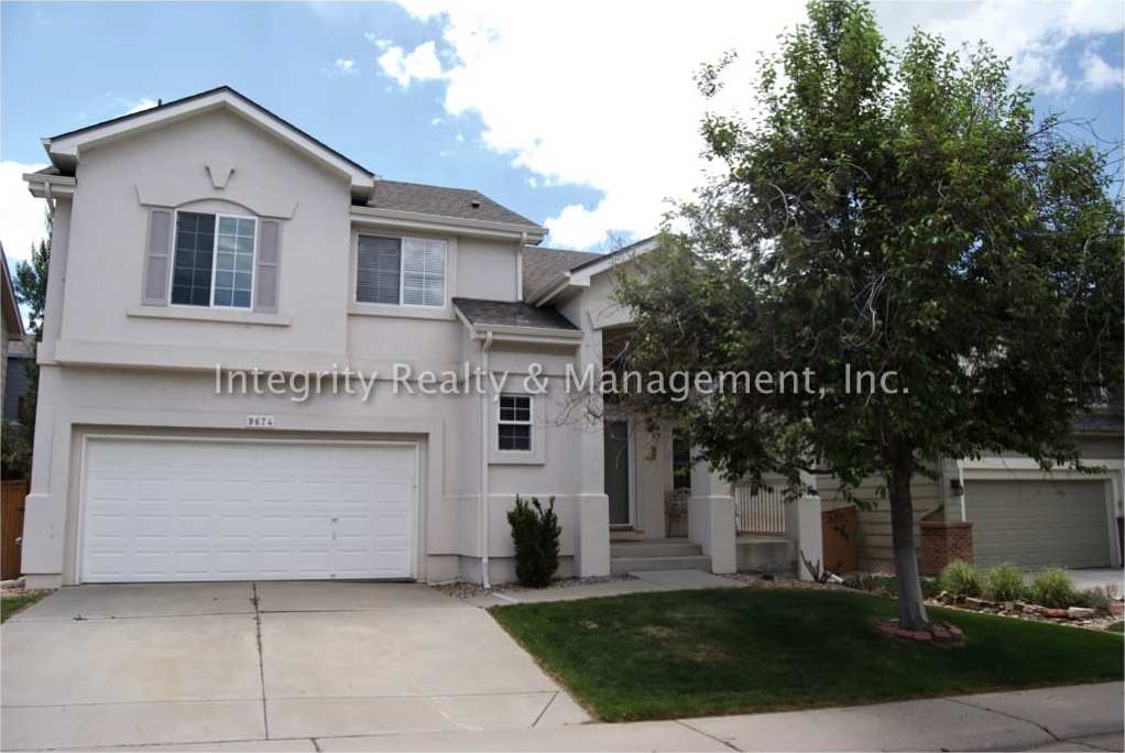 3 Bed/ 2.5 Bath, 1409 Sq Ft, 9674 Burberry Way