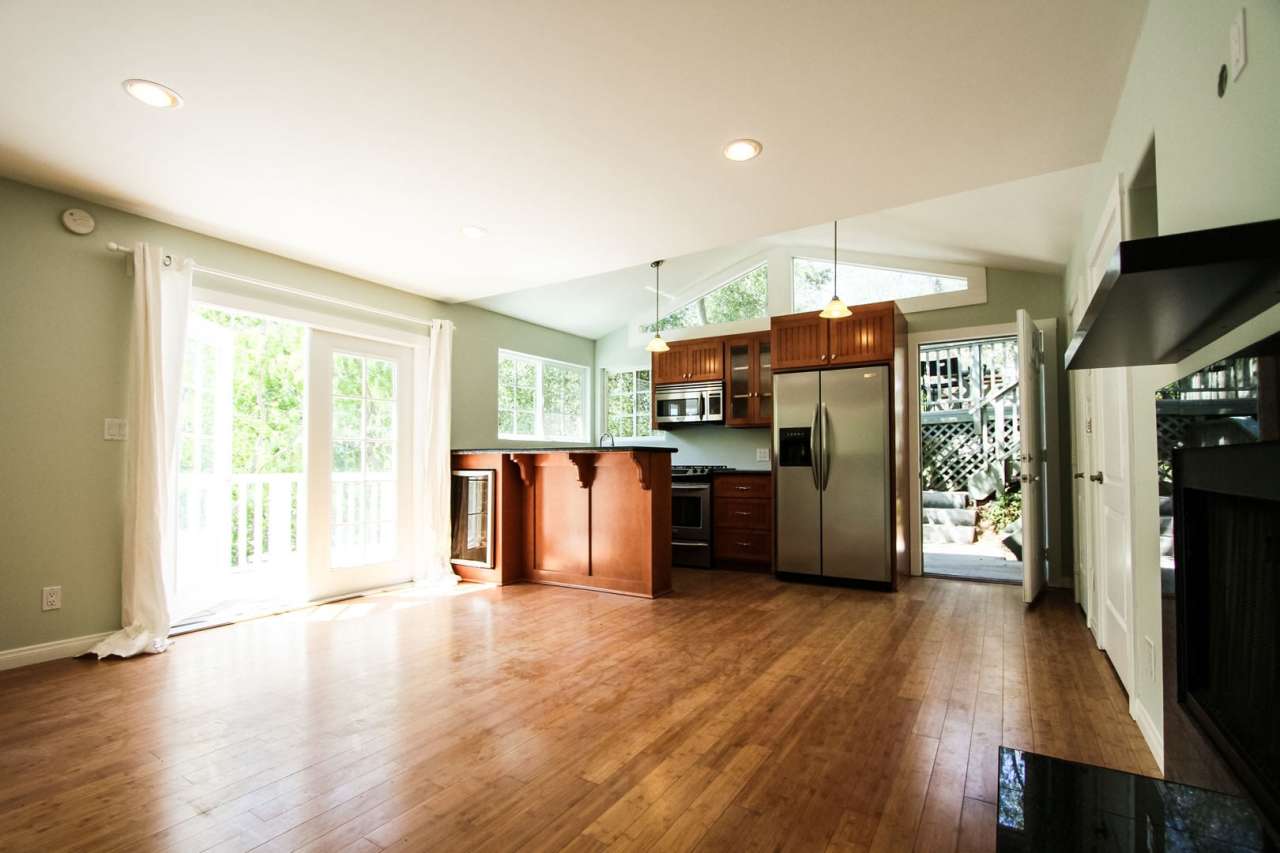 2132 North Beverly Glen Boulevard