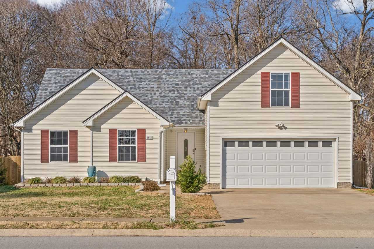 3812 Man O War Blvd Clarksville., TN 37042