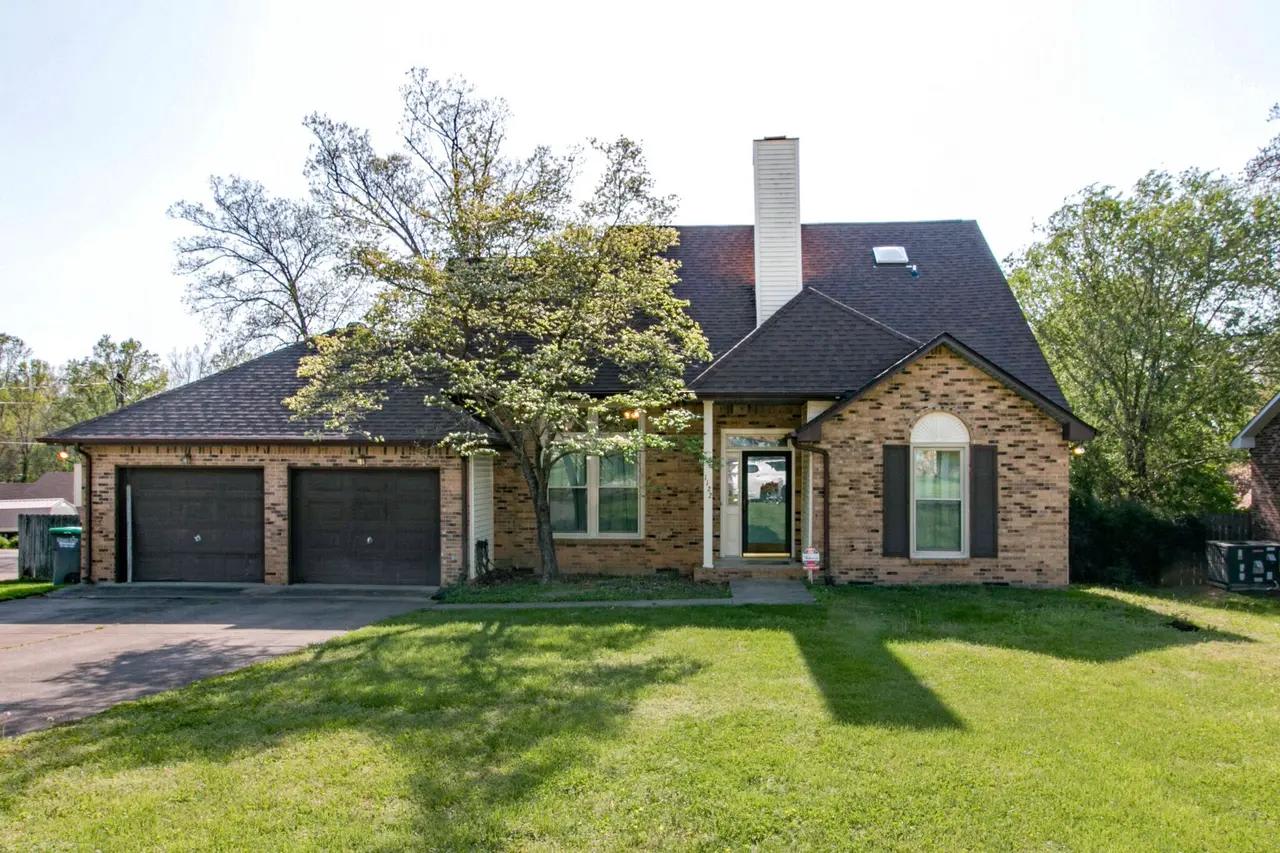 1122 Rosebrook Drive