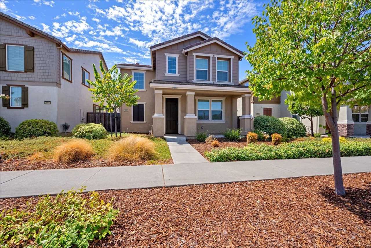 2560 Greg Jarvis Ave