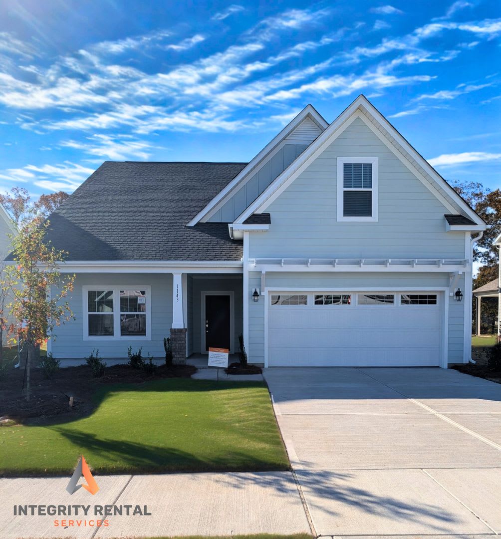 NEW 4BD/3BTH HOUSE- STONEBRIDGE FAIRWAYS COMMUNITY- Golf Course View- AVAILABLE NOW!