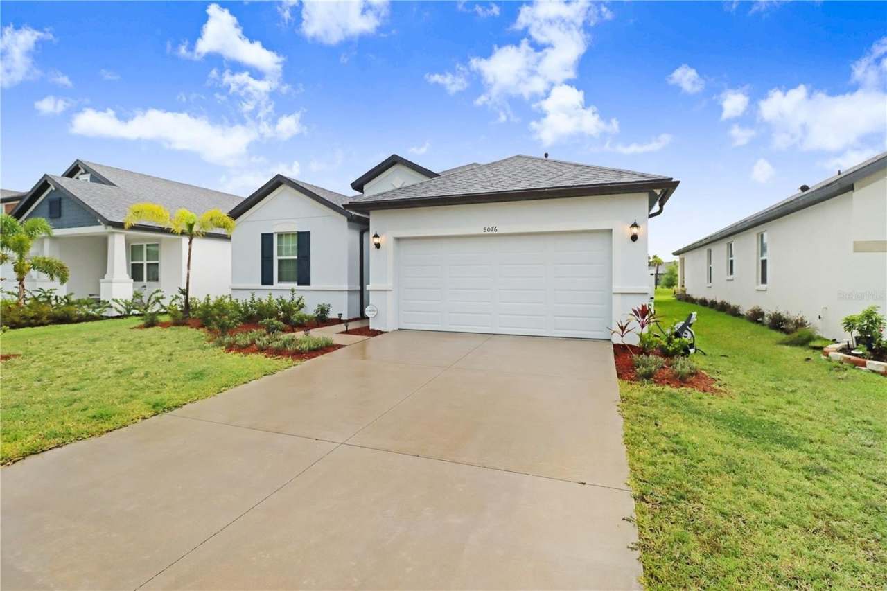 8076 TEA OLIVE TERRACE