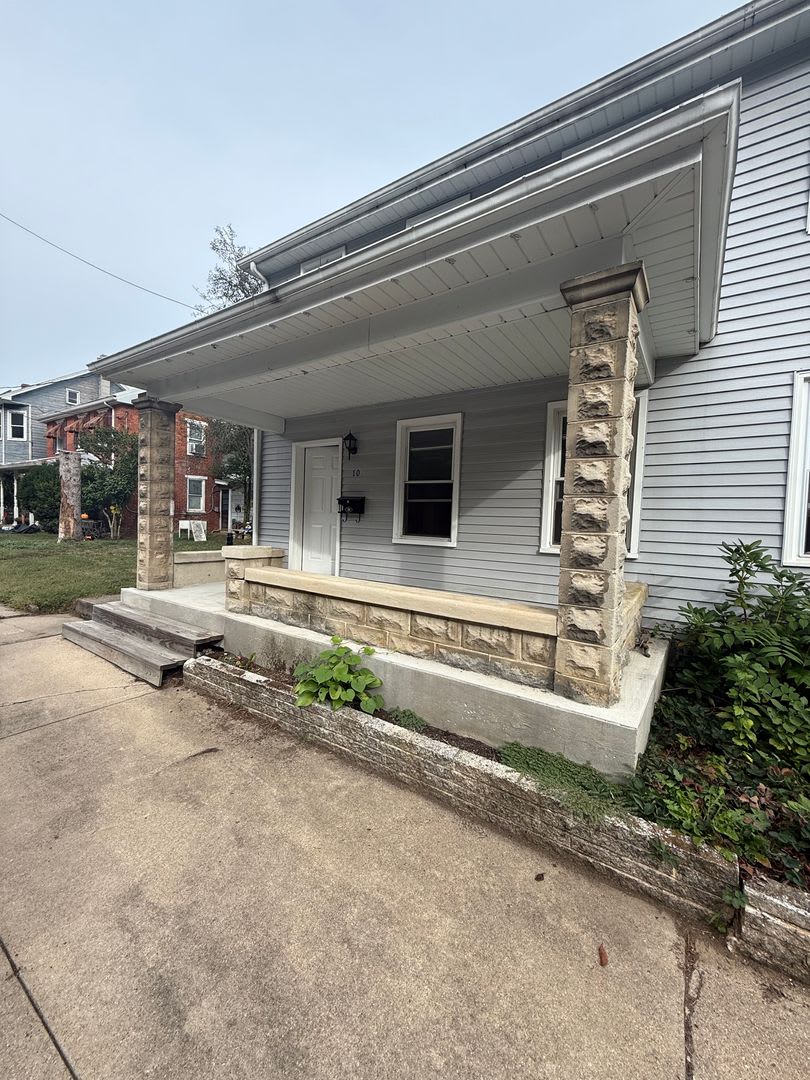 2 bedroom possibly 3 with oversized Garage/Work Shop in Newville