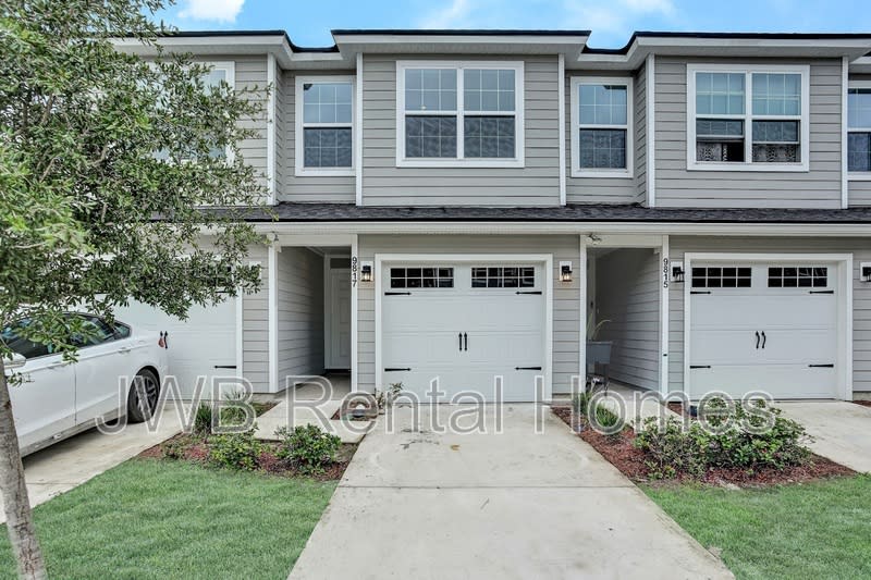 9817 Morgan Marsh Ct