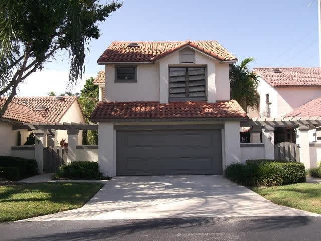 Spacious 3Bed/2.5Bath/Garage Home in Via Verde *Coming Soon*