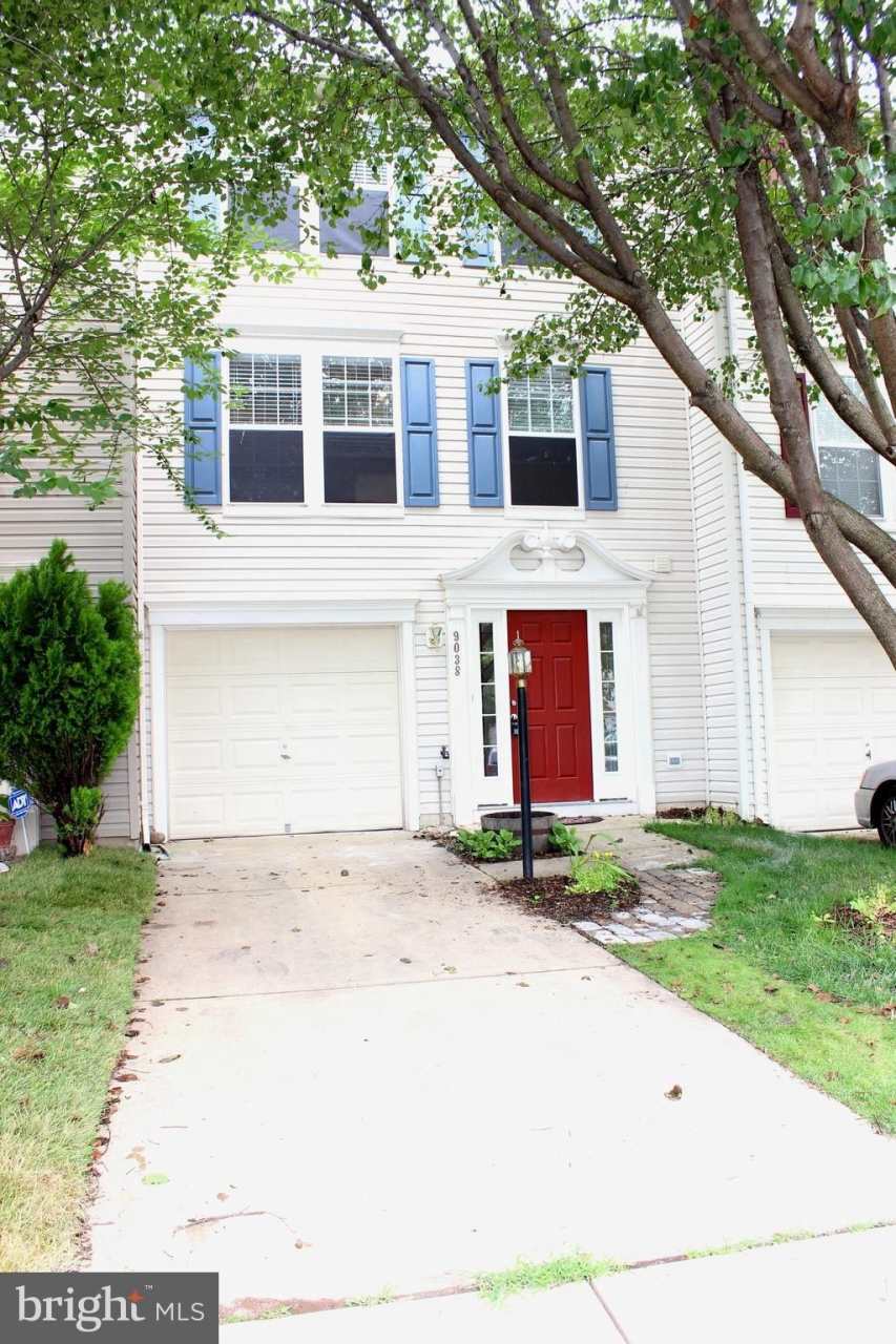 9038 FALCON GLEN COURT