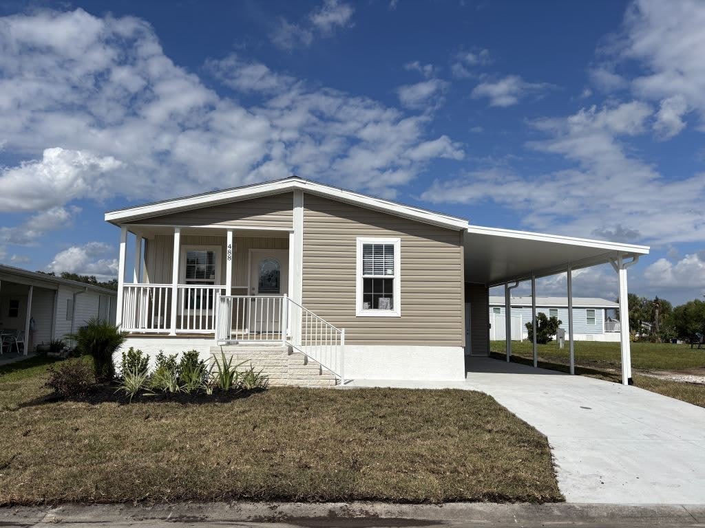 488 Bimini Cay Circle