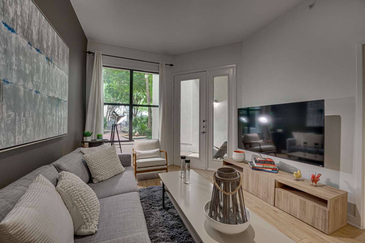 Montrose on Fitzhugh