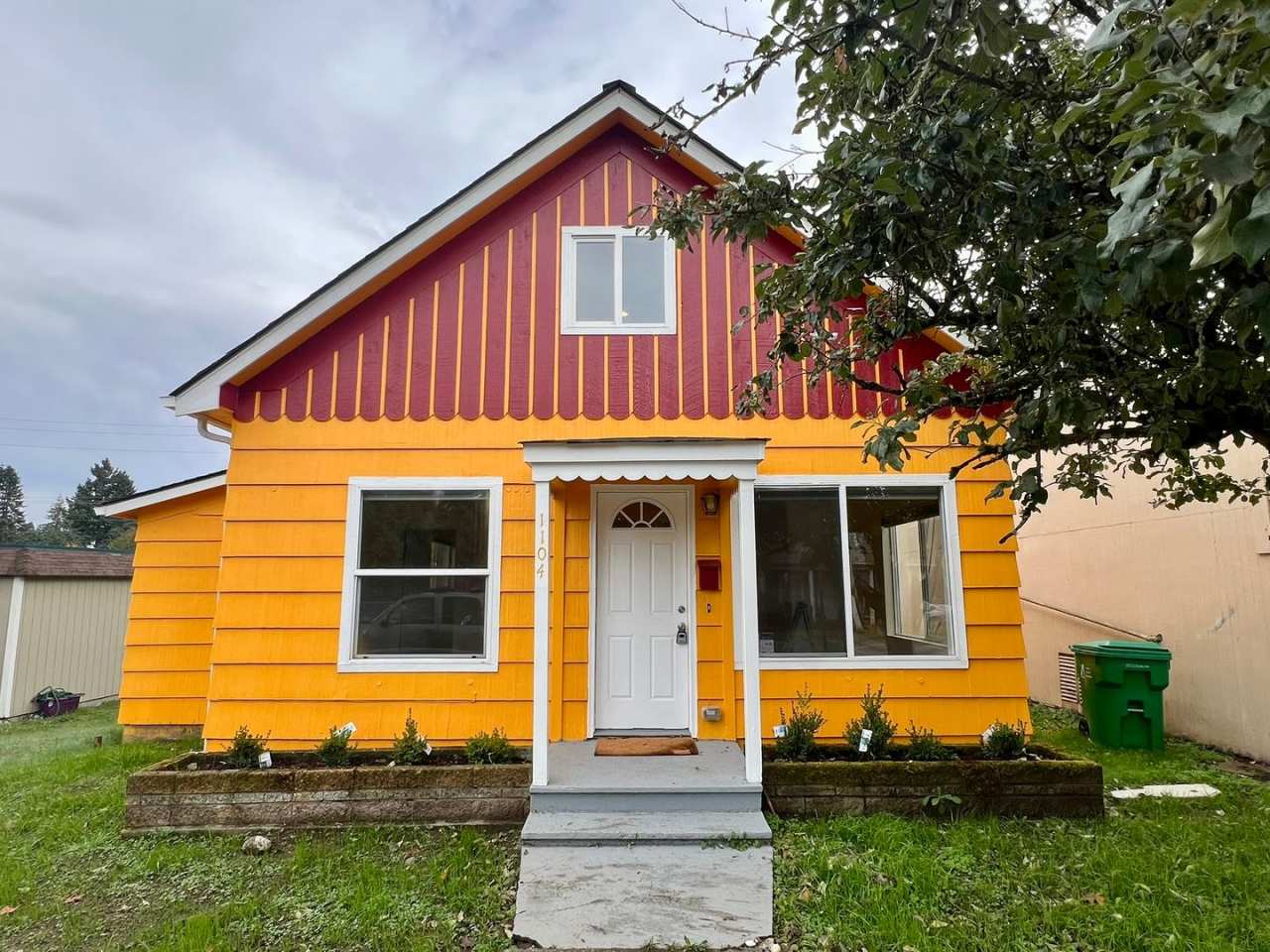 Water Included! Fully Remodeled 1 BD + Loft