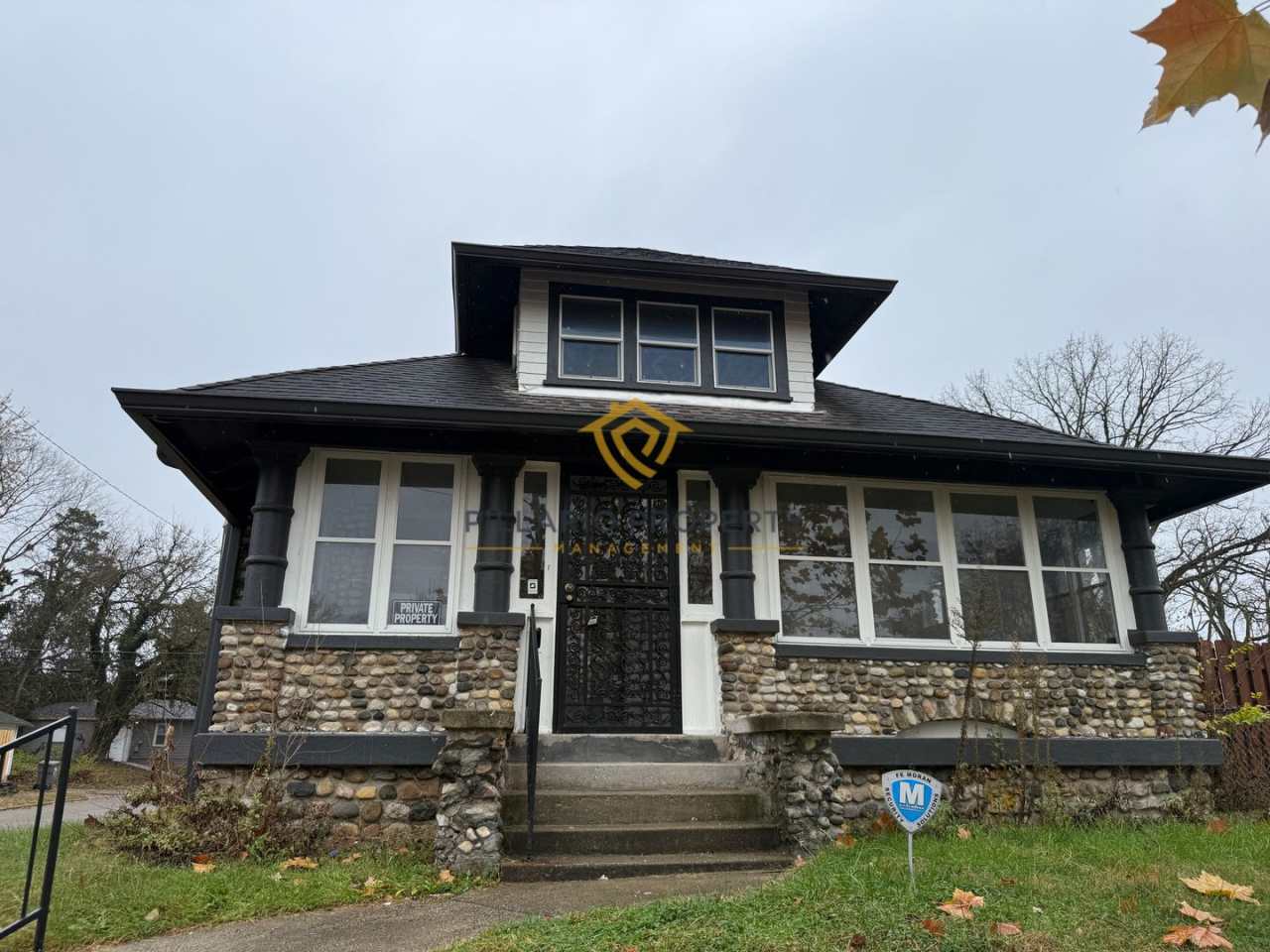 Stunningly Updated Historic 3 Bedrooms/2 Bathrooms Home Near Downtown Indianapolis!