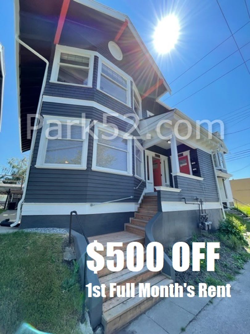 $500 Off First Full Month! 2 Bedroom 1 Bathroom Duplex