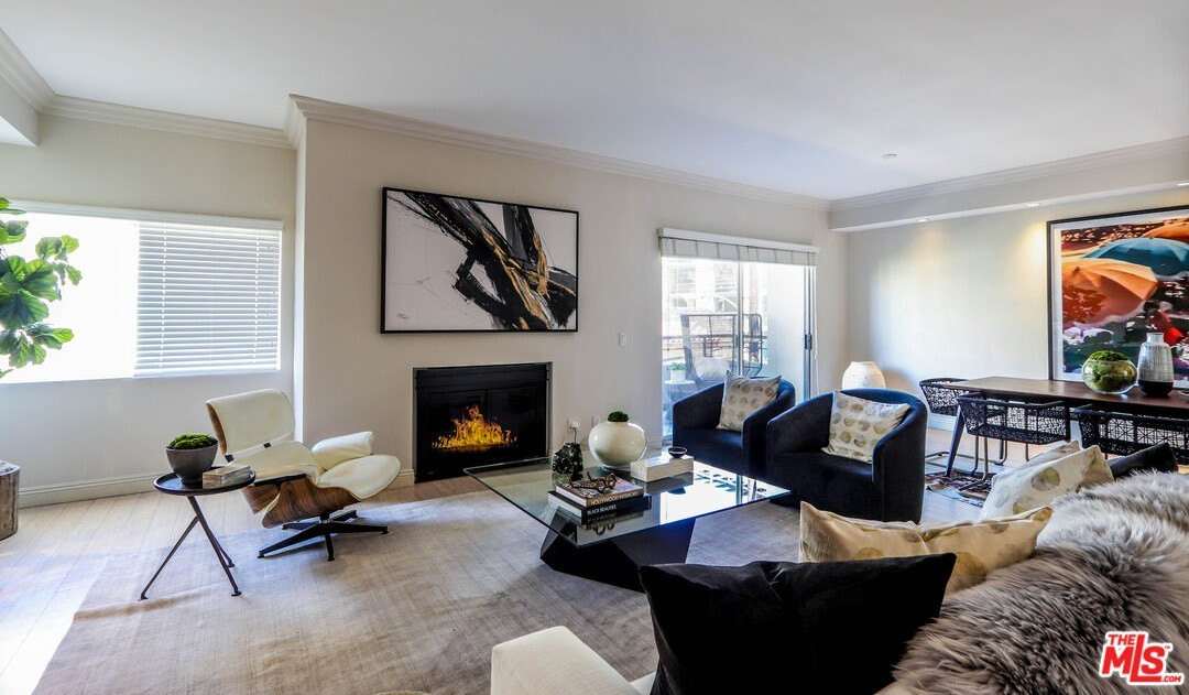 121 S Palm Dr unit: 404