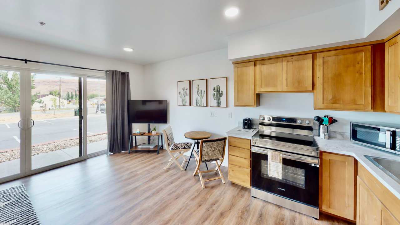 New Furnished Apartment