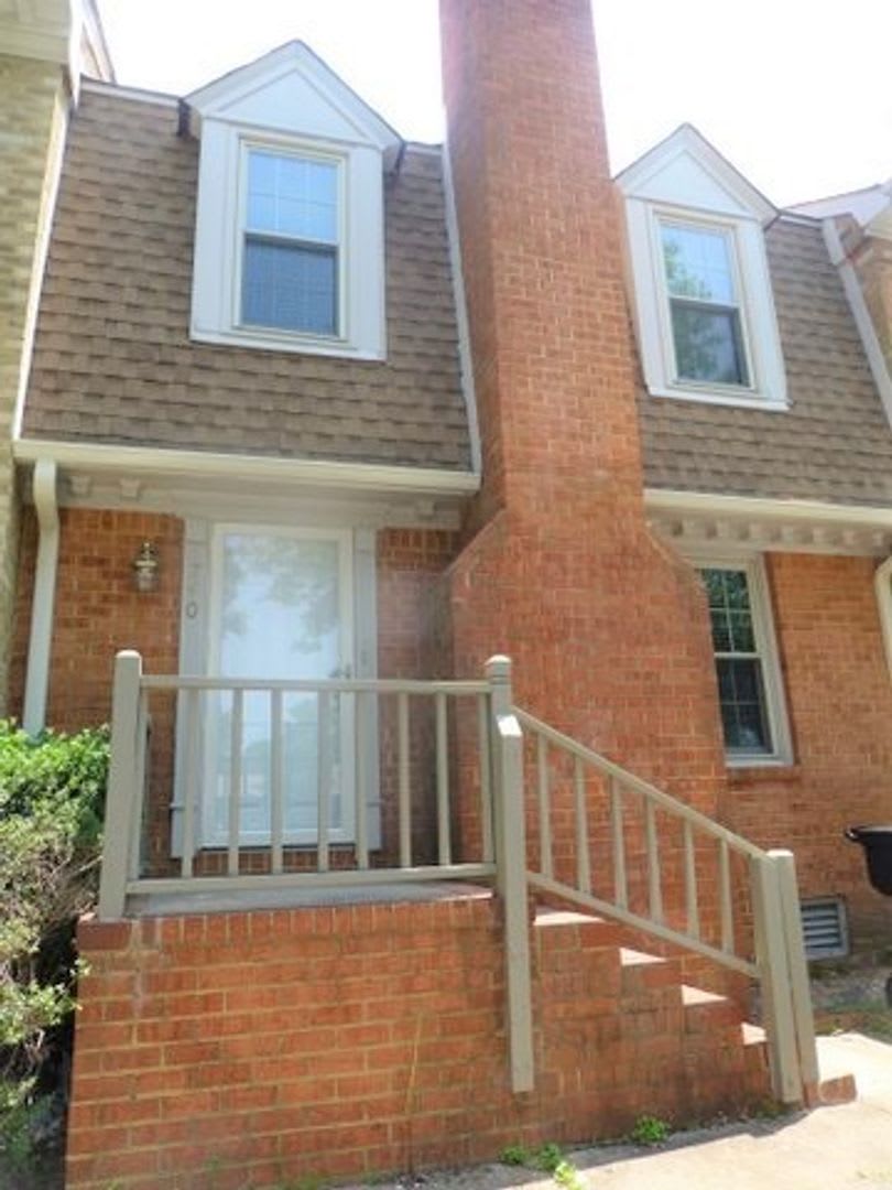 Beautiful Townhome in Kempsville/Providence Area