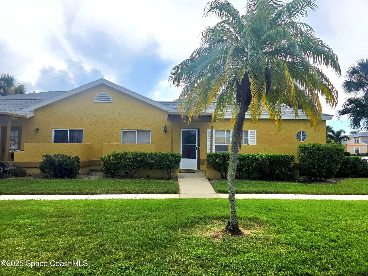 1420 Malibu Circle NE unit: 101