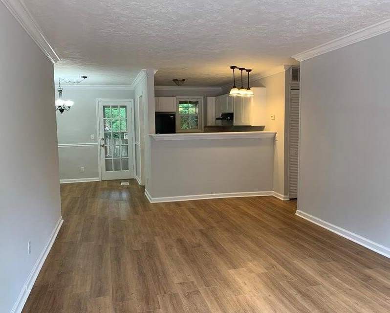 495 W Buena Vista Avenue