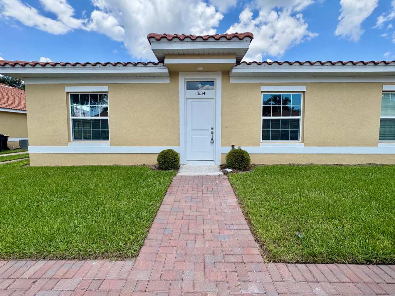 Modern Comfort in a Gated Poinciana Community! BOOK A TOUR!