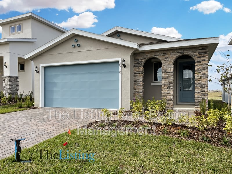 2016 Sunshine Peak Dr