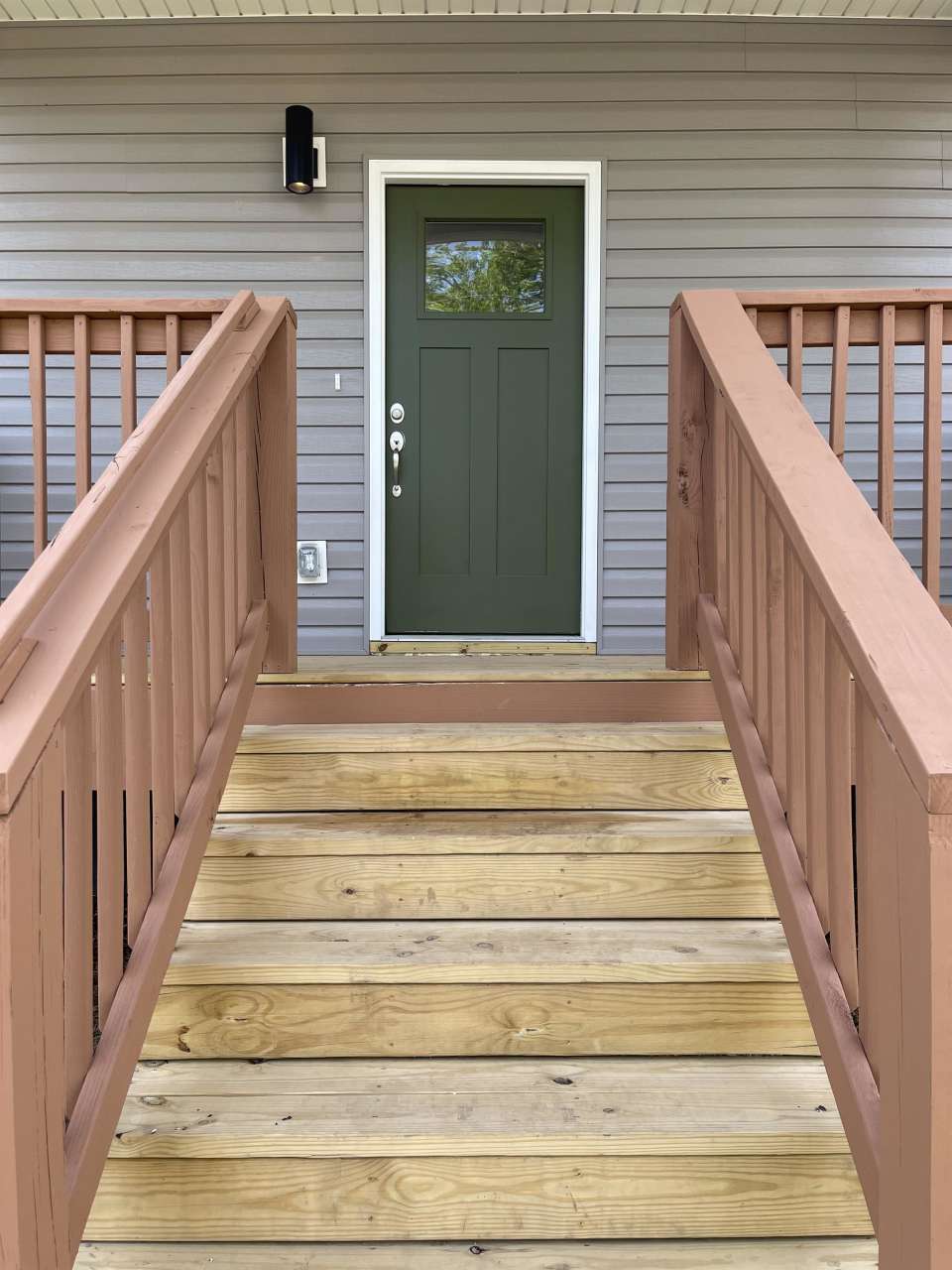 1922 South Watkins Street