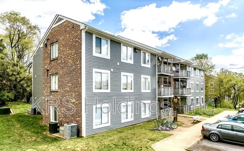 48 South Ave