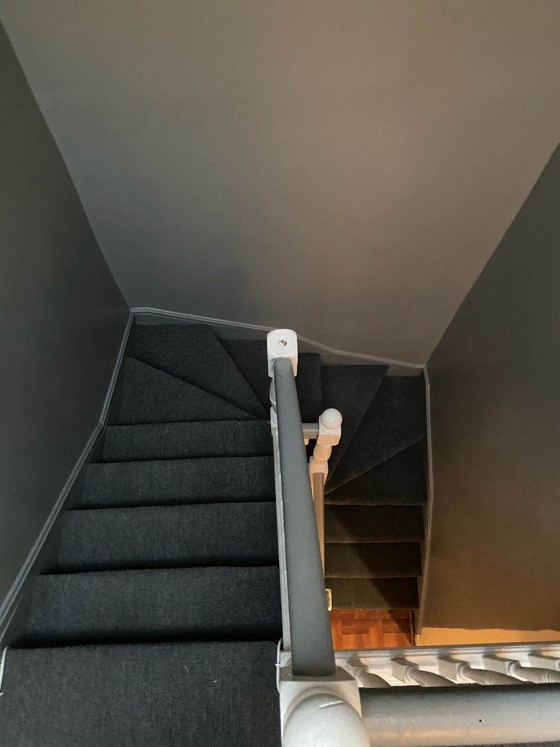 Spacious Rooms! W/D! Available Now!