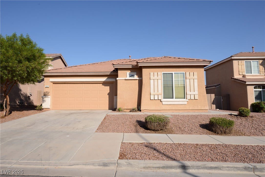 1022 PECOS RIVER Avenue