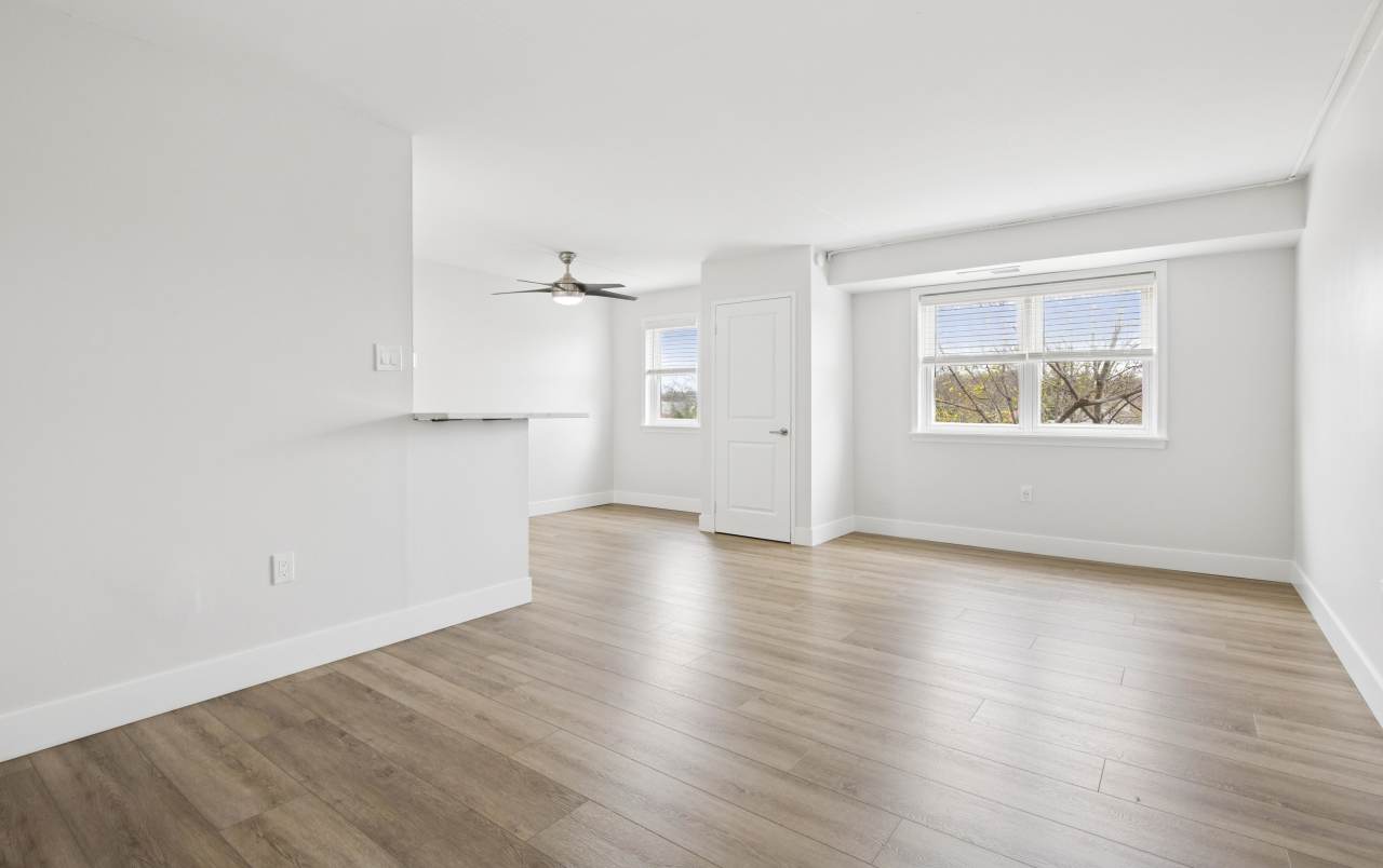 Crossings at Stanbridge